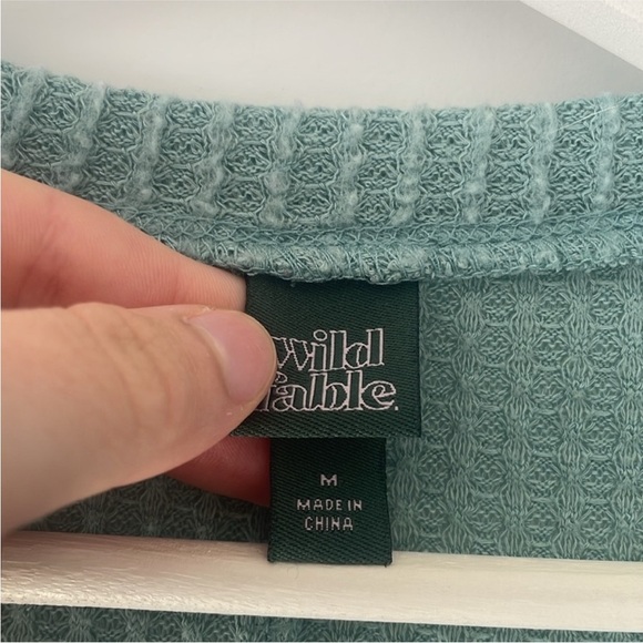 Wild Fable Size Medium Blue Waffle Knit Thermal Top. - Picture 3 of 5